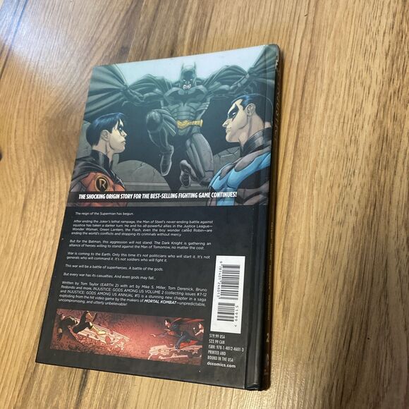 Injustice Gods‎ Among Us Volume 2 HC Hardcover Sealed 2014 DC - Picture 3 of 9